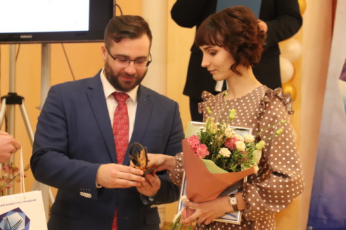 Победа выпускницы ИвГУ в профессиональном конкурсе «Педагог года»
