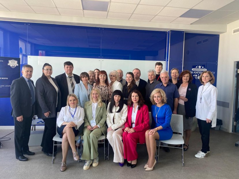 В ИвГУ прошел круглый стол «Микроквалификации: подходы к разработке и анализ практического опыта»