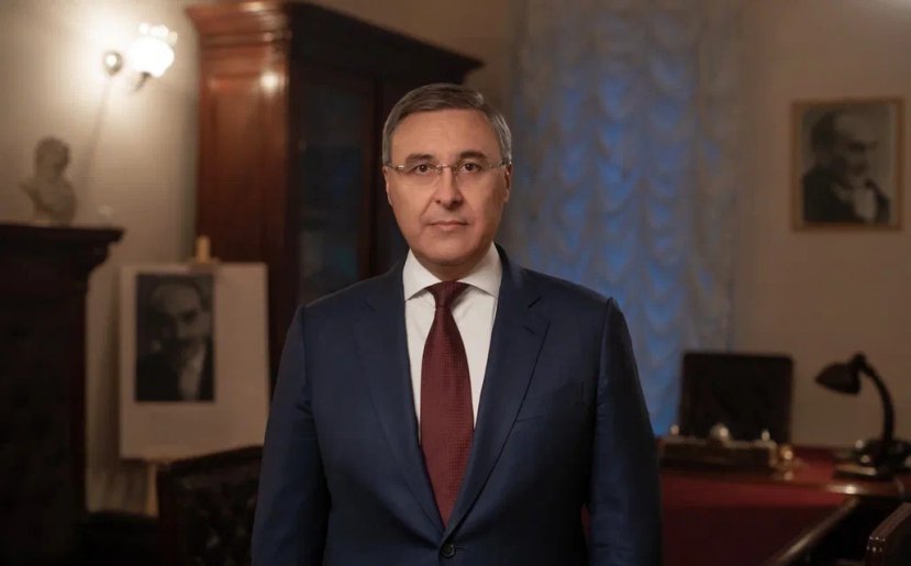 Глава Минобрнауки Валерий Фальков поздравил ученых с Днем российской науки