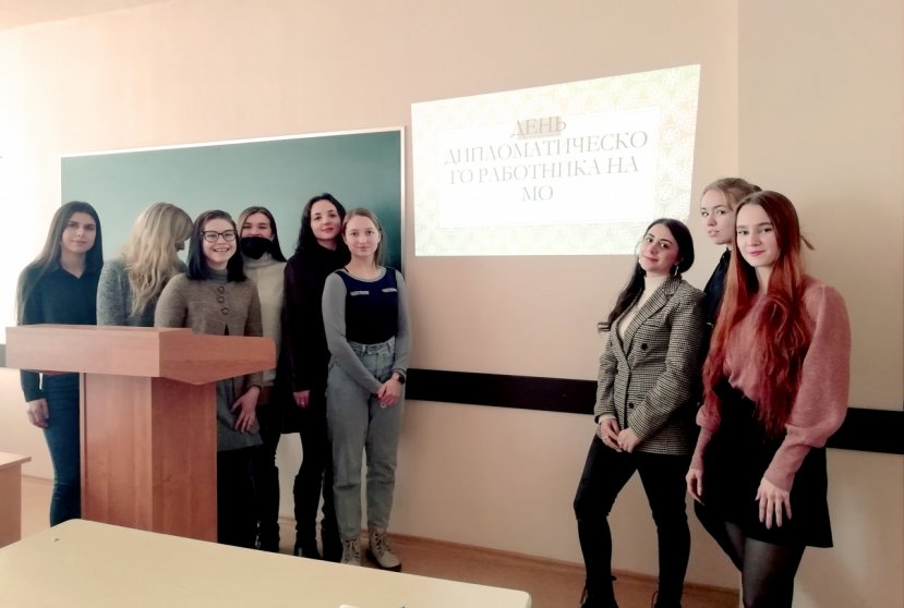 День дипломатического работника отметили в ИГН