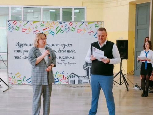 ГОРОДСКОЙ ФЕСТИВАЛЬ «INTERLOGOS»: ДОЛГОСРОЧНОЕ ПАРТНЕРСТВО ГИМНАЗИИ № 32 И ИВГУ 